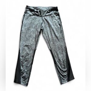 Nike Women’s Black and Gray Geometric Leggings Workout Running Activewear Sz Sm